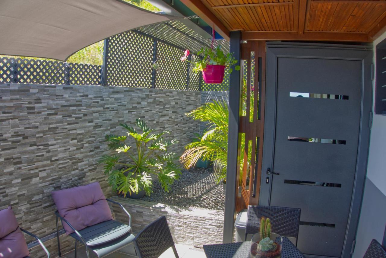 Ka Hema - Maison Entiere Avec Jacuzzi Et Vue Sur Mer Saint-Joseph Exterior photo