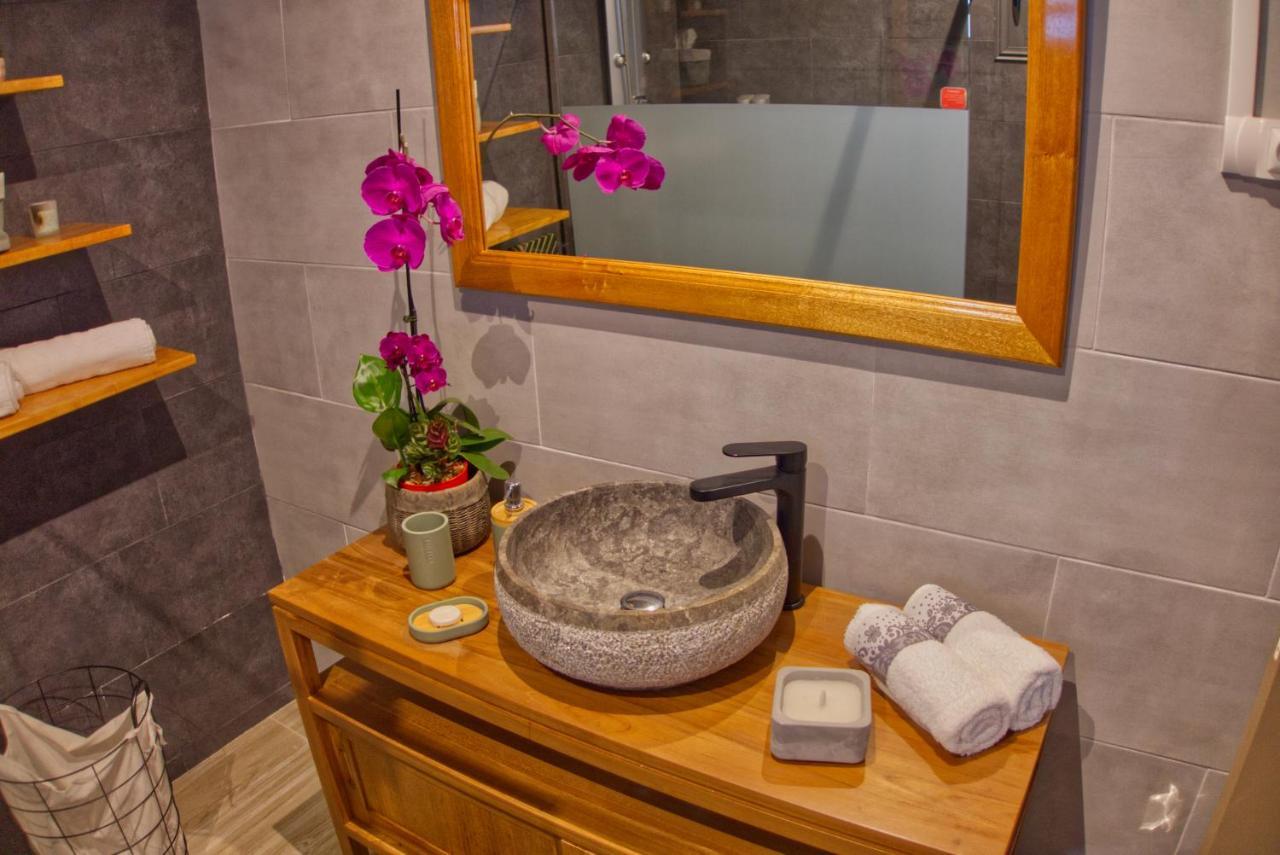 Ka Hema - Maison Entiere Avec Jacuzzi Et Vue Sur Mer Saint-Joseph Exterior photo